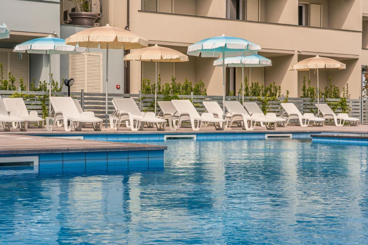 Golden Hotel Marina di Cecina Exterior photo